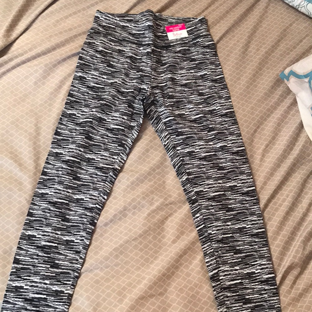 NWT leggings